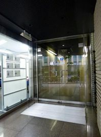 大森ビル 入口　写真