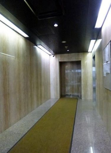 大森ビル エントランスホール　画像