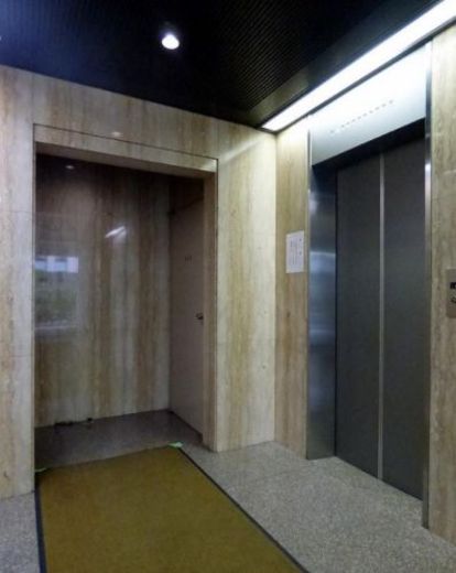 大森ビル エレベーターホール　画像