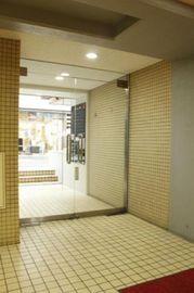 プレミアムオフィス麹町 エントランスホール　写真