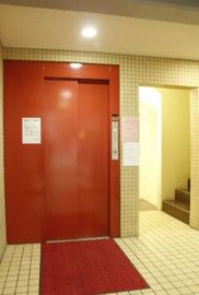 プレミアムオフィス麹町 エレベーターホール　写真
