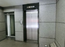 大和ビル(岩本町) エレベーターホール　画像