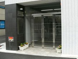九段下SSTビル エントランス　写真