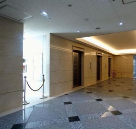 虎の門三井ビルディング エントランスホール　画像
