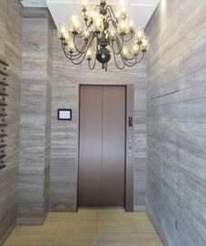 Brown Place エレベーターホール　写真