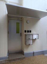 ハイムナカハラ(店舗) 出入り口