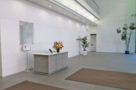 FOREFRONT TOWER エントランスホール　写真