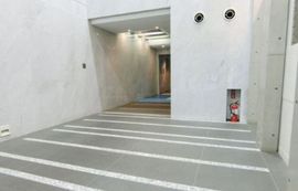FUSE BLDG.1 エントランス　写真