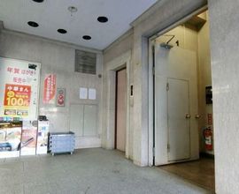 山陽六番町ビル エントランスホール　写真
