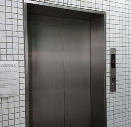 赤坂TKビル エレベーターホール　写真