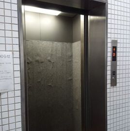 赤坂TKビル エレベーター　写真