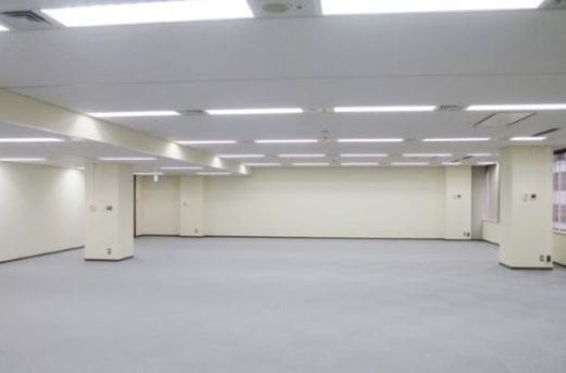 日土地ビル オフィス　画像