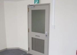 大手町ビル 出入り口