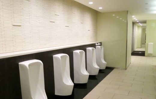 丸の内永楽ビル 男性用トイレ