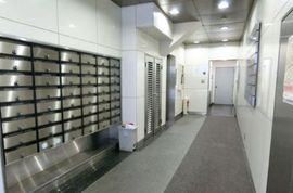 共同ビル(新本町) エントランスホール　写真