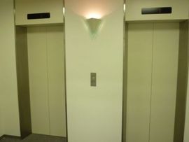IVY EAST BLDG. エレベーター　写真