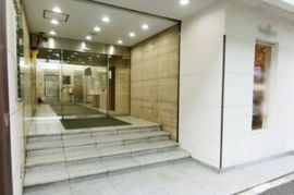 やまとビル エントランス