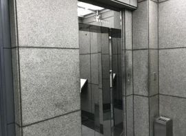 代々木吉野ビル エレベーター　写真