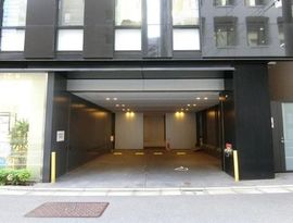 ヒューリック大手町北ビル エントランス　写真