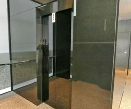 ヒューリック大手町北ビル エレベーター　写真
