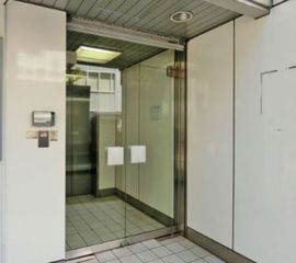 日本橋親和ビル エントランス