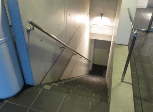 VORT麹町Ⅱ 階段　写真
