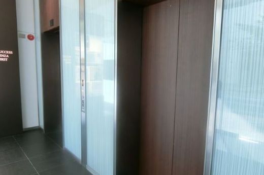 サクセス銀座ファーストビル エレベーター　写真