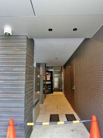 ベルグランツ神田神保町ビル エントランス　写真