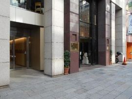 銀座アスタービル エントランス　写真