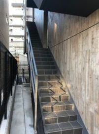 ACN代官山ビル 階段　写真