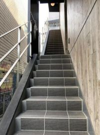 ACN代官山ビル 階段　画像