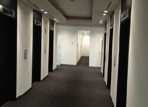 紀尾井町パークビル エレベーターホール　写真