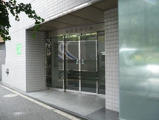 新宿北西ビル エントランス　写真
