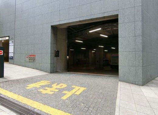 六本木ティーキューブ 駐車場　写真