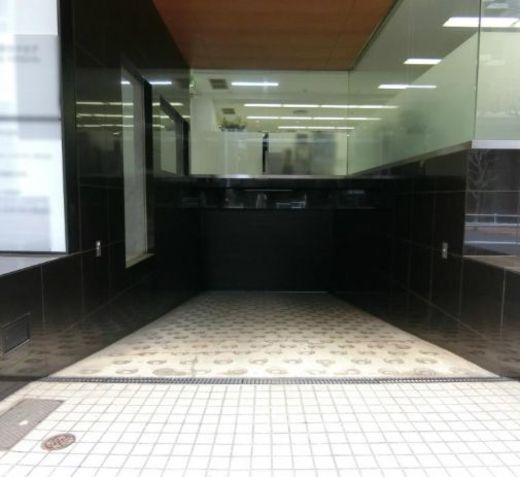 四谷荒木町スクエア 駐車場　写真