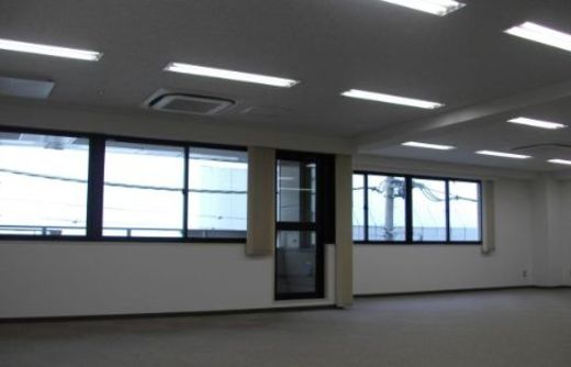 有隣ビル 室内　画像