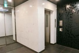 道玄坂TRビル エレベーターホール　写真