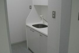 上村工業東京支社ビル 給湯　写真