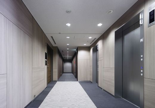 渋谷プレイス エレベーターホール　写真