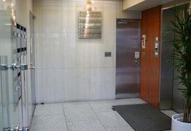 京橋第3長岡ビル エントランスホール　写真