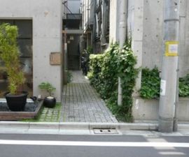サフヤ西麻布 エントランス　写真