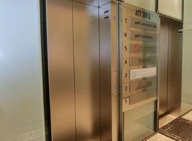 六本木アートシェル エレベーターホール　画像