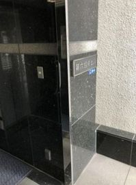 第六協栄ビル 入口　写真