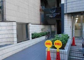 室町フェニックスビル エントランス　写真
