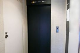 室町フェニックスビル エレベーター　写真