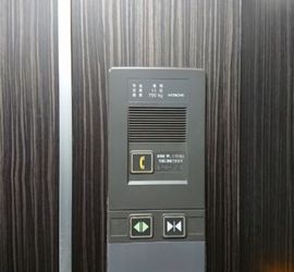 TRN新橋(旧:ボクサール新橋) エレベーター　写真