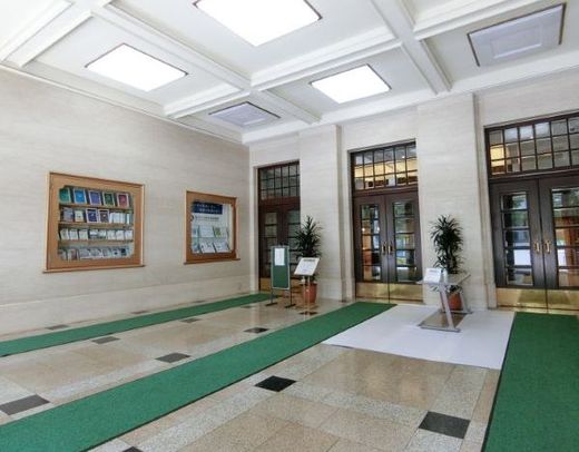 市政会館 エントランスホール　写真