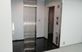 三洋ビル(御成門) エレベーターホール　写真