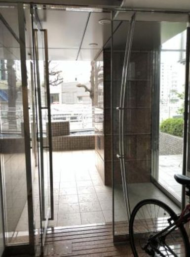 代官山太平洋ビル エントランスホール　画像