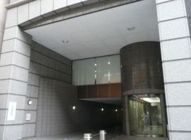 DaiwaA浜松町ビル エントランス　写真